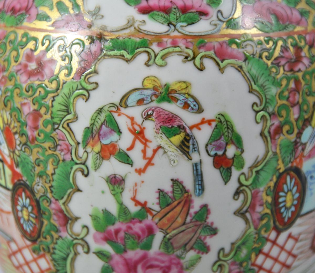 Pair Of Porcelain Vases Canton XIXth Century-photo-1