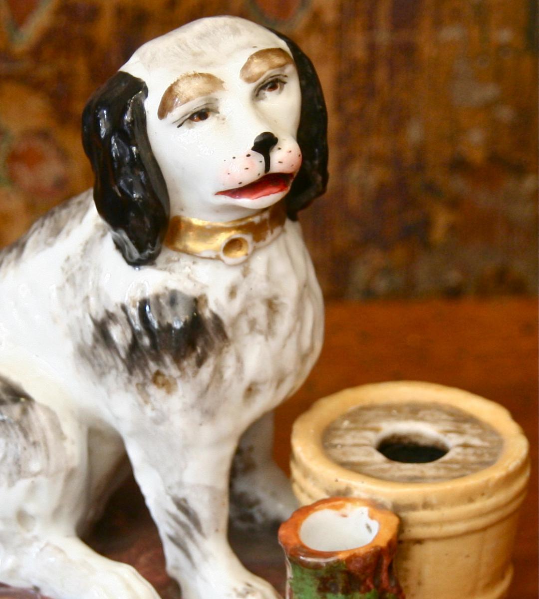 Encrier "Chien" XIXème En Porcelaine