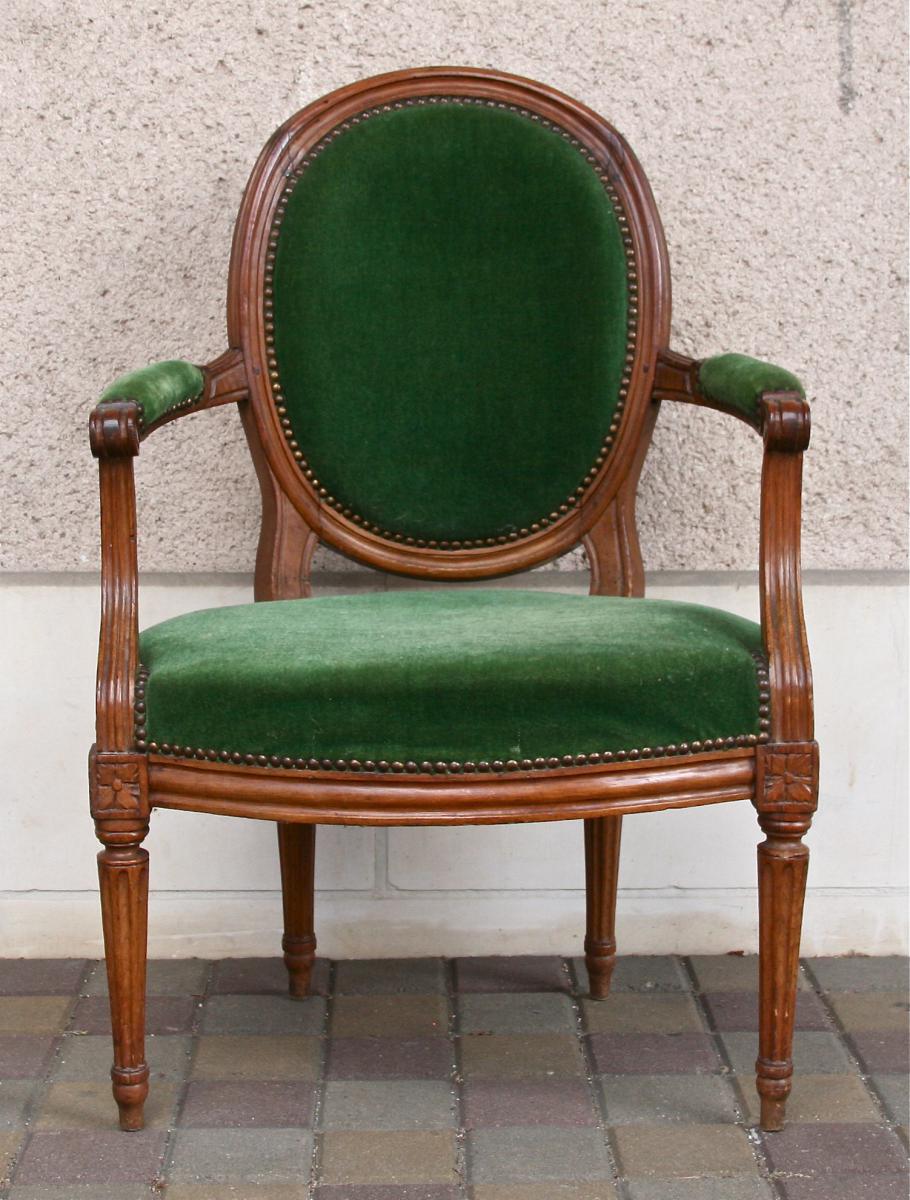 Paire De Fauteuils Médaillon Louis XVI En Hêtre d'époque XVIIIème-photo-2