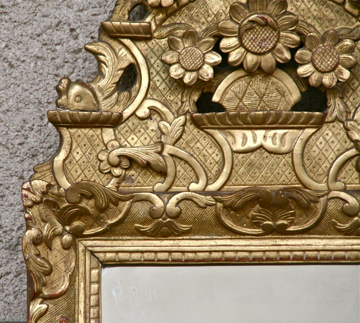 XVIIIth Louis XIV Mirror In Gilded Wood Fronton Ajouré-photo-4