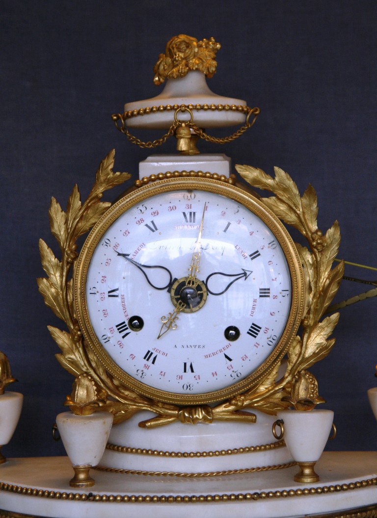 pendule portique Louis XVI-photo-2