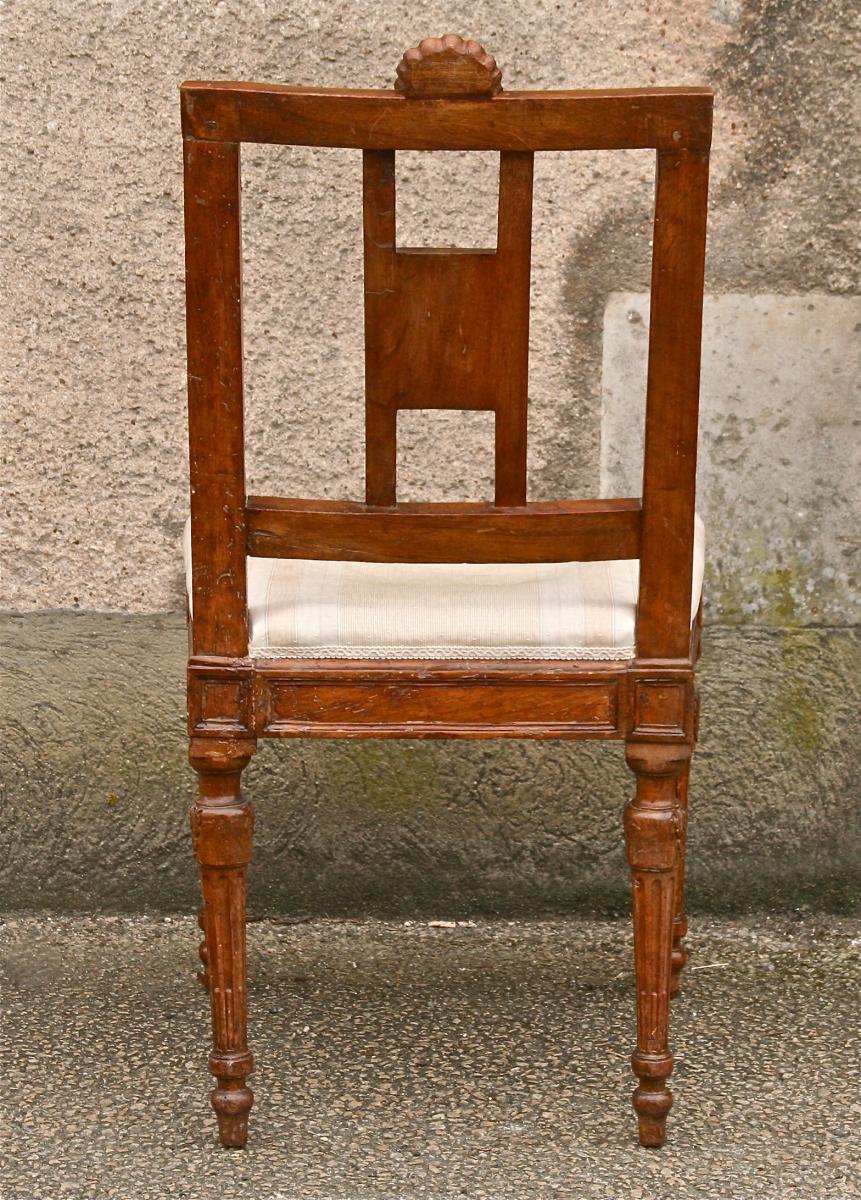 Six Sixteenth Century Chairs Louis XVI Carved Walnut And Golden Wood-photo-8