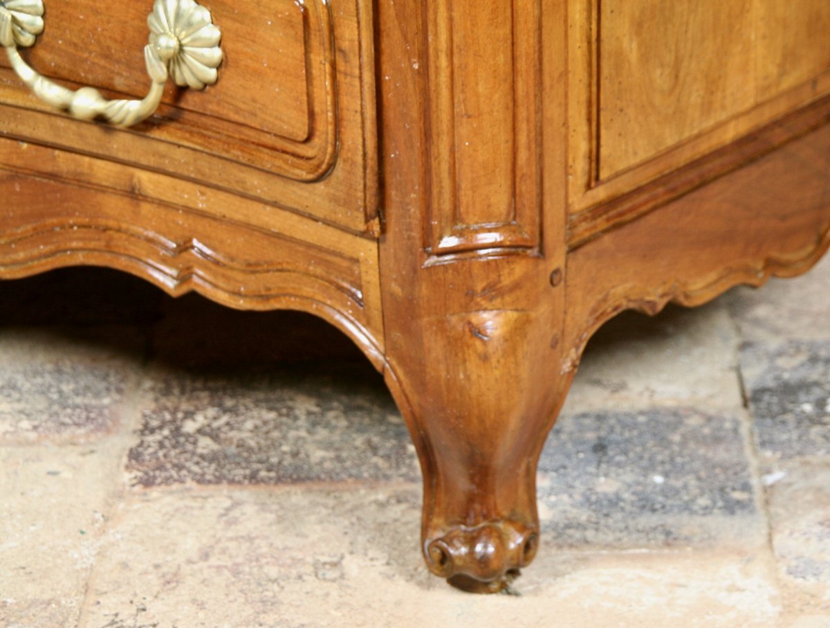 Commode Galbée  XVIIIème En Noyer À Dessus Parqueté -photo-1