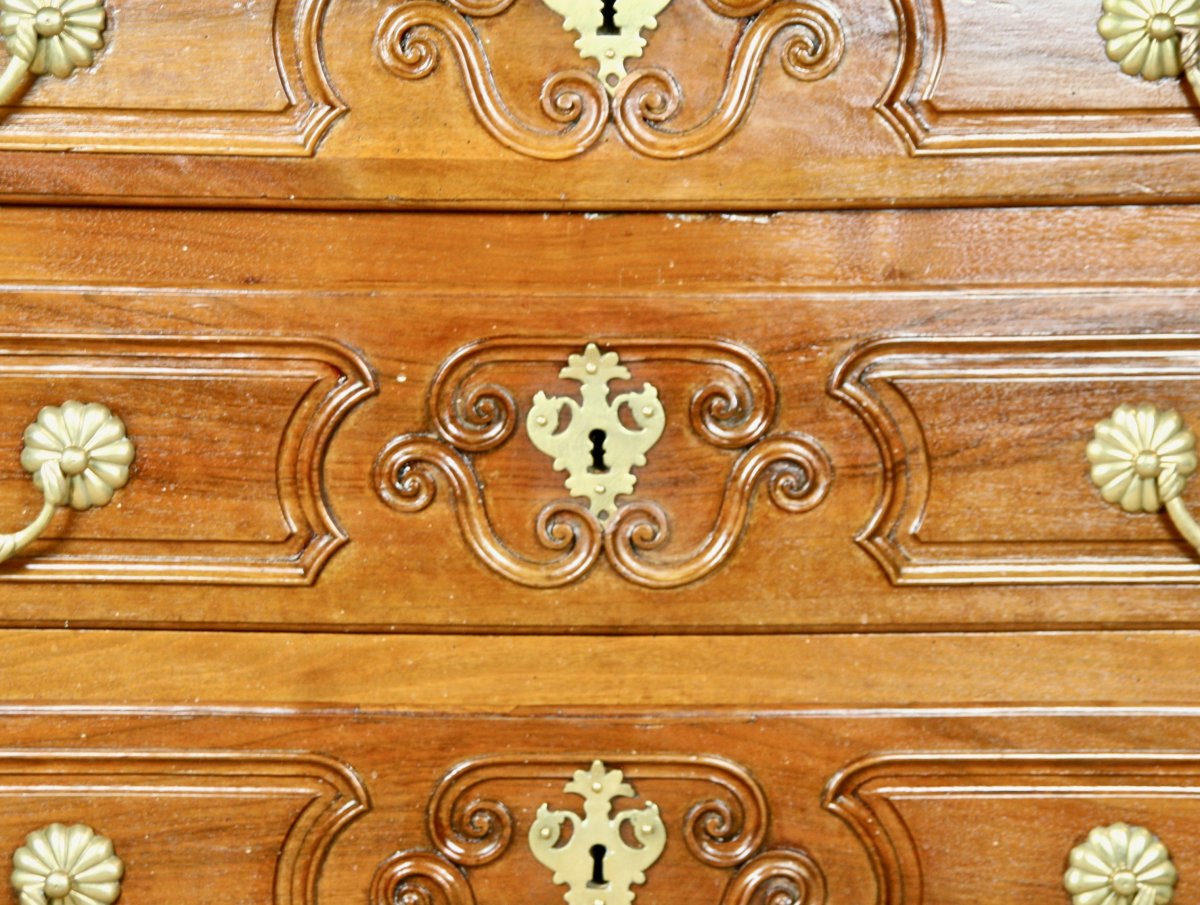 Commode Galbée  XVIIIème En Noyer À Dessus Parqueté -photo-7