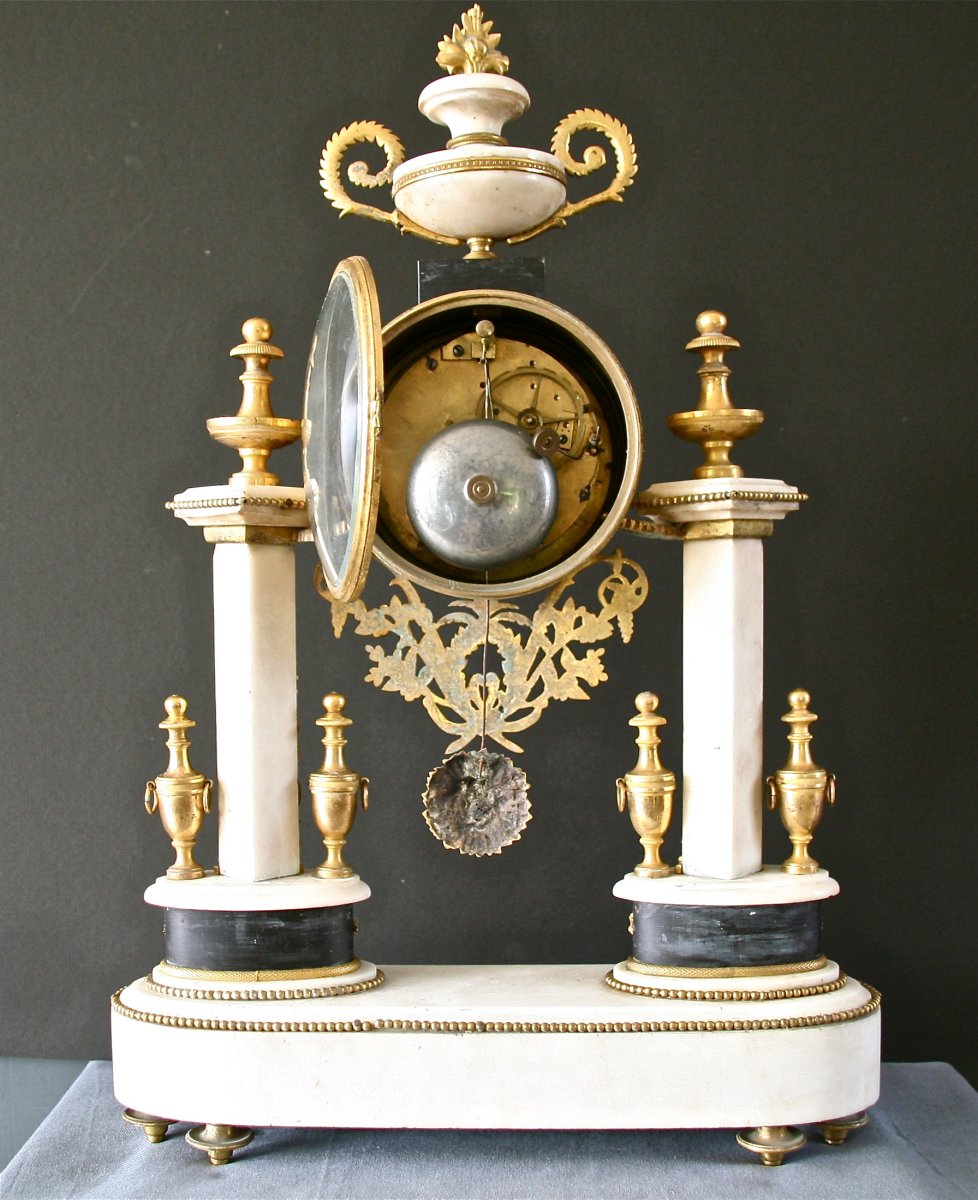 Louis XVI Portico Clock In Marble And Chiseled Bronze, 18th Century-photo-7