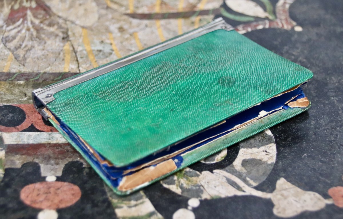 18th Century Bal Carnet In Shagreen-photo-1