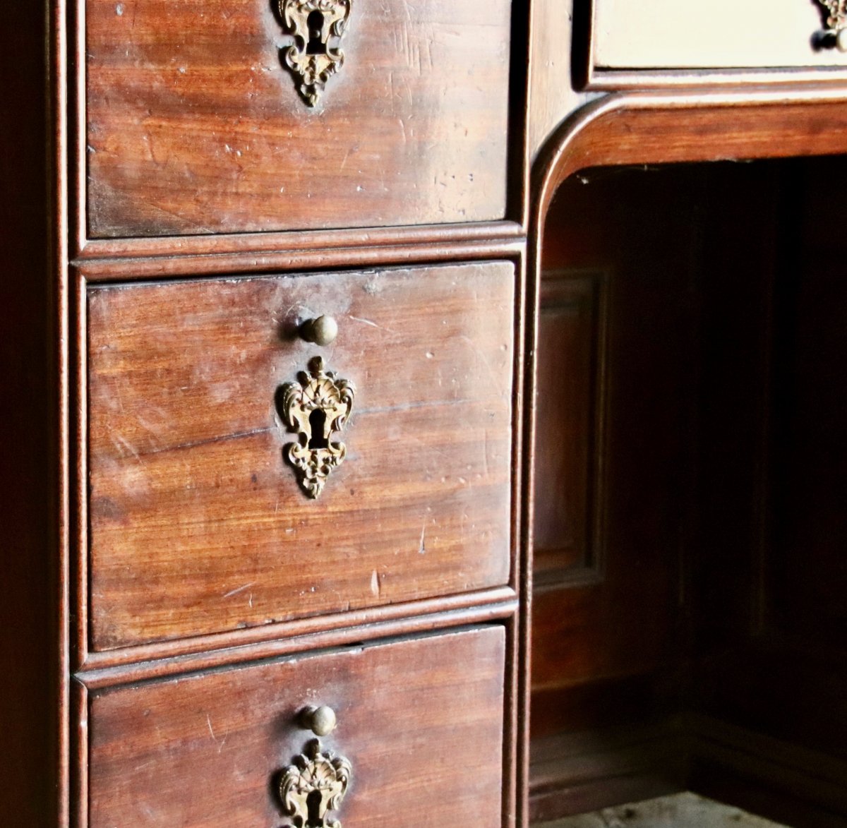 18th Century Mahogany Coffered Port Office-photo-1