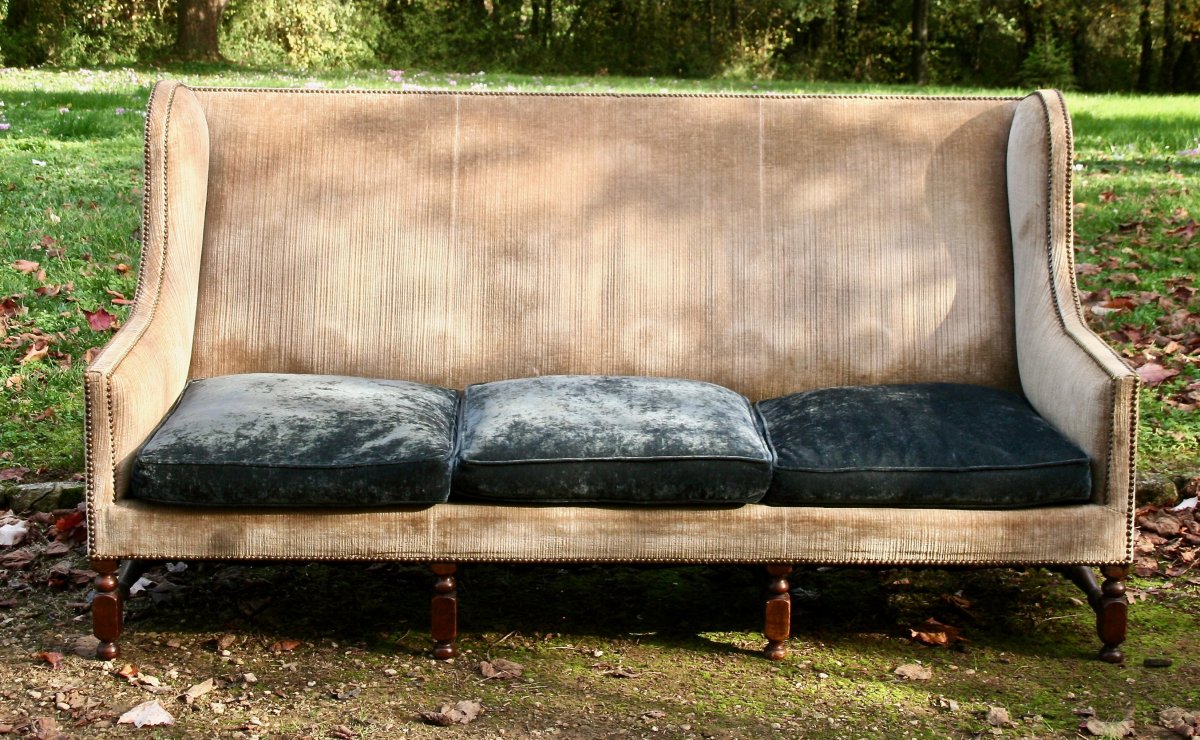 Louis XIV Period Walnut Wing Sofa-photo-2