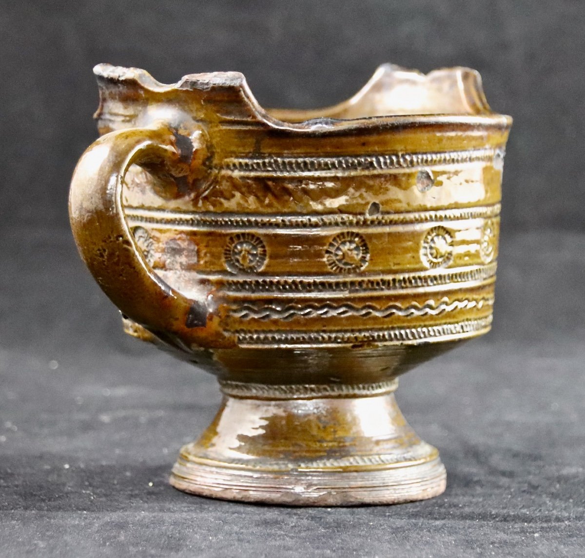 17th Century Glazed Earthenware Pot-photo-3