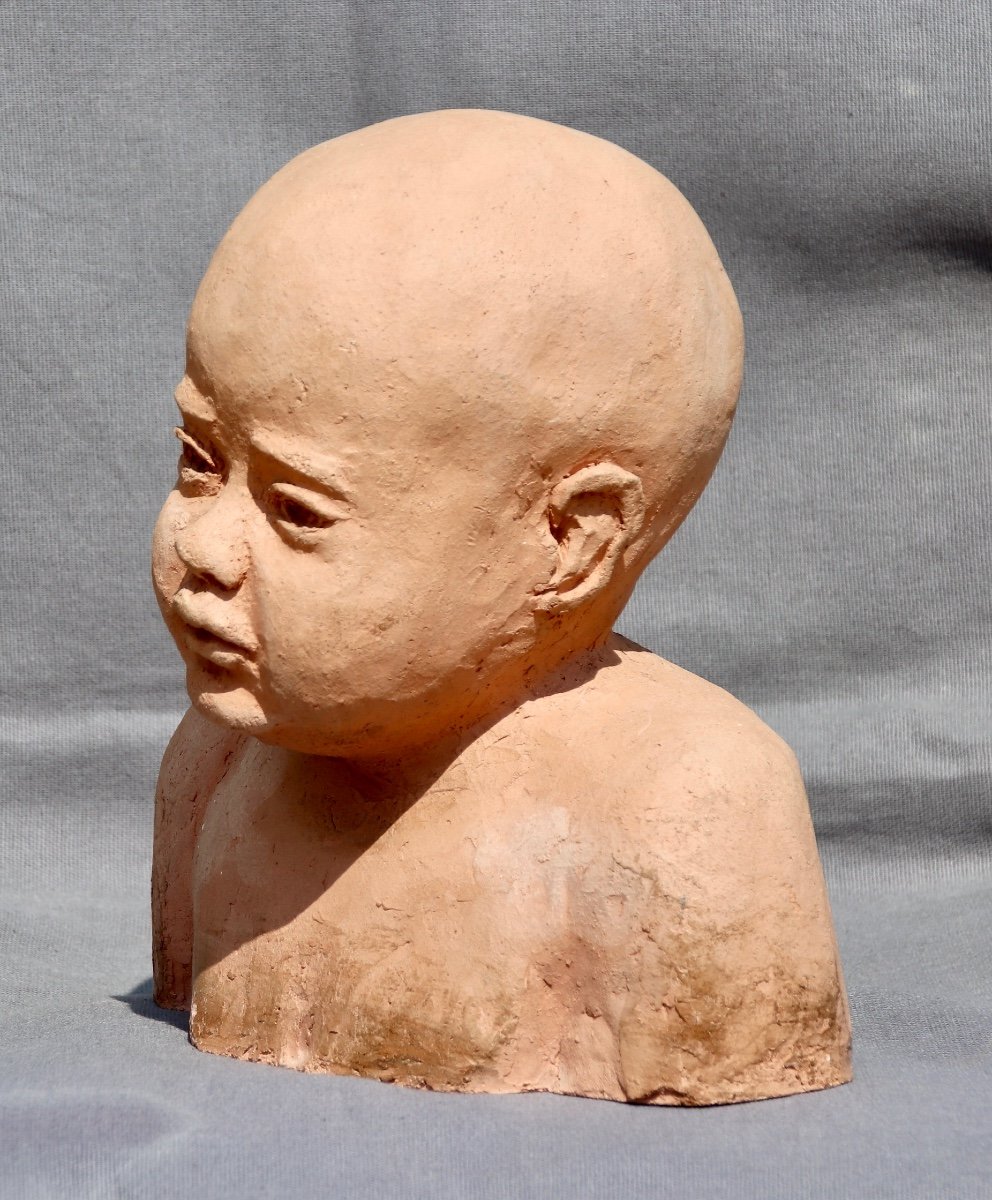 Twentieth Terracotta Child Bust-photo-3