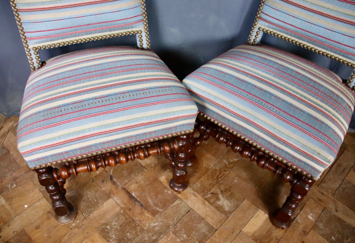 Pair Of Louis XIV Chairs In Walnut Turning Balusters-photo-7