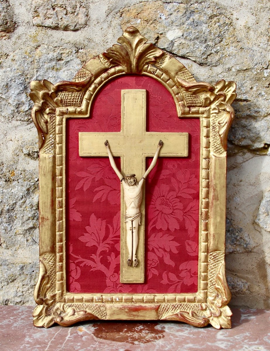 Ancien Christ objet de dévotion d'art ésotérisme crucifié croix reliquaire