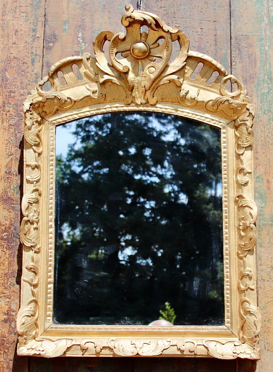 Miroir En Bois Doré d'époque Régence 