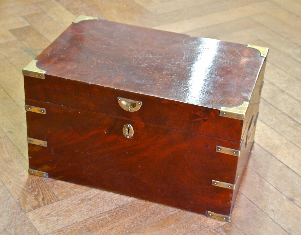 Box Of Nineteenth Parfumeur Mahogany-photo-2