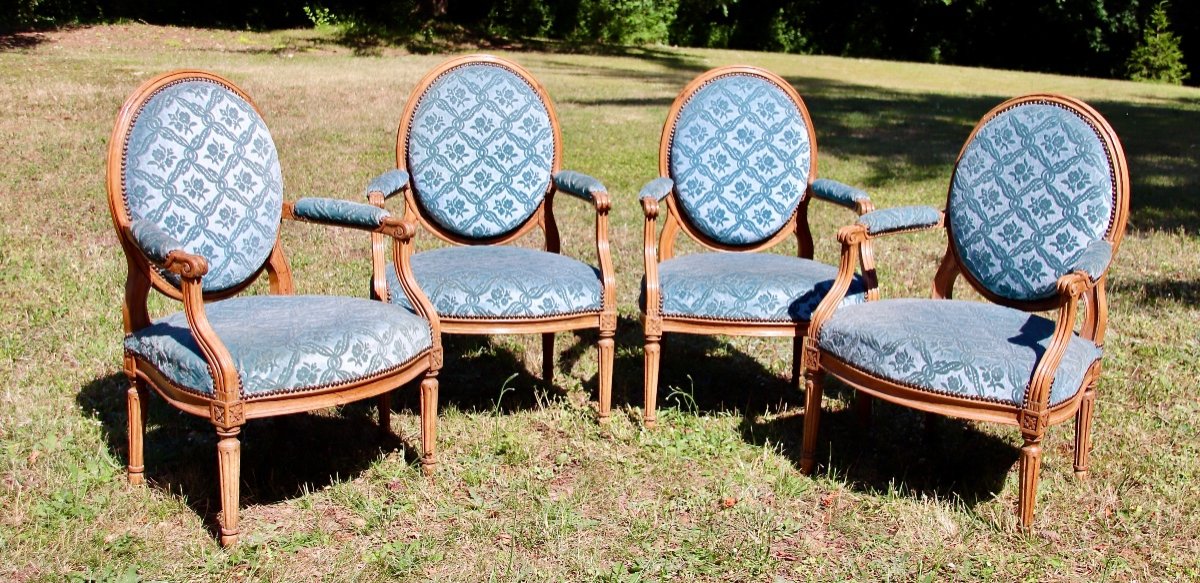 Suite De 4 Fauteuils &agrave; Dossier Plat d&#039;&eacute;poque Louis XVI-photo-6