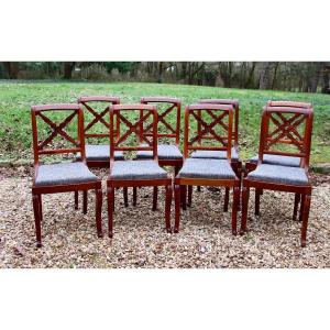 Suite Of 8 Nineteenth Chassis Chairs In Mahogany