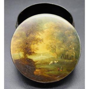 XIXth Lacquer Box With Miniature Landscape Decor