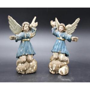 Paire d'Anges XVIIIème En Bois Polychrome 