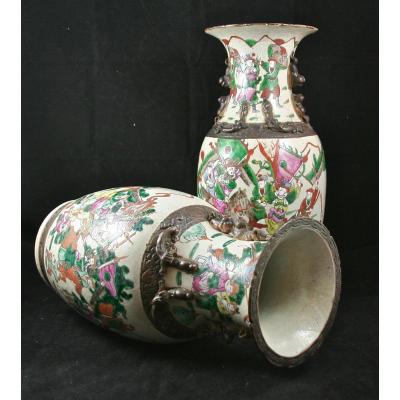 Paire De Vases En Porcelaine, Canton XIXème