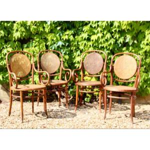 Suite De 4 Fauteuils En Bois Courbé De Fischel