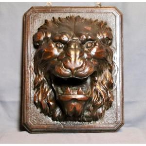 Sculpture De Tête De Lion En Noyer d'époque XIXème 