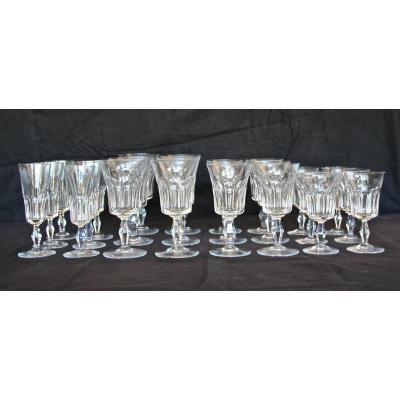 Serie De Baccarat Glasses Model "polignac"