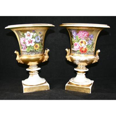 Paire De Vases Médicis XIXème En Porcelaine De Paris De Rihouet