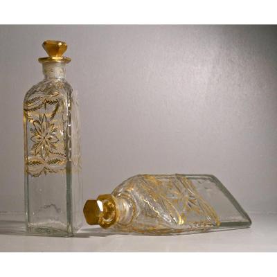 Pair Of Bottles Nineteenth Engraved Glass And Gold