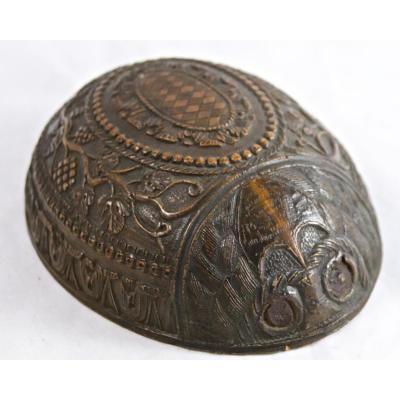 Half Coconut Shell XVIIIth Carved