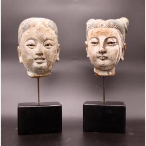 Pair Of Chinese Head In Nineteenth Earth