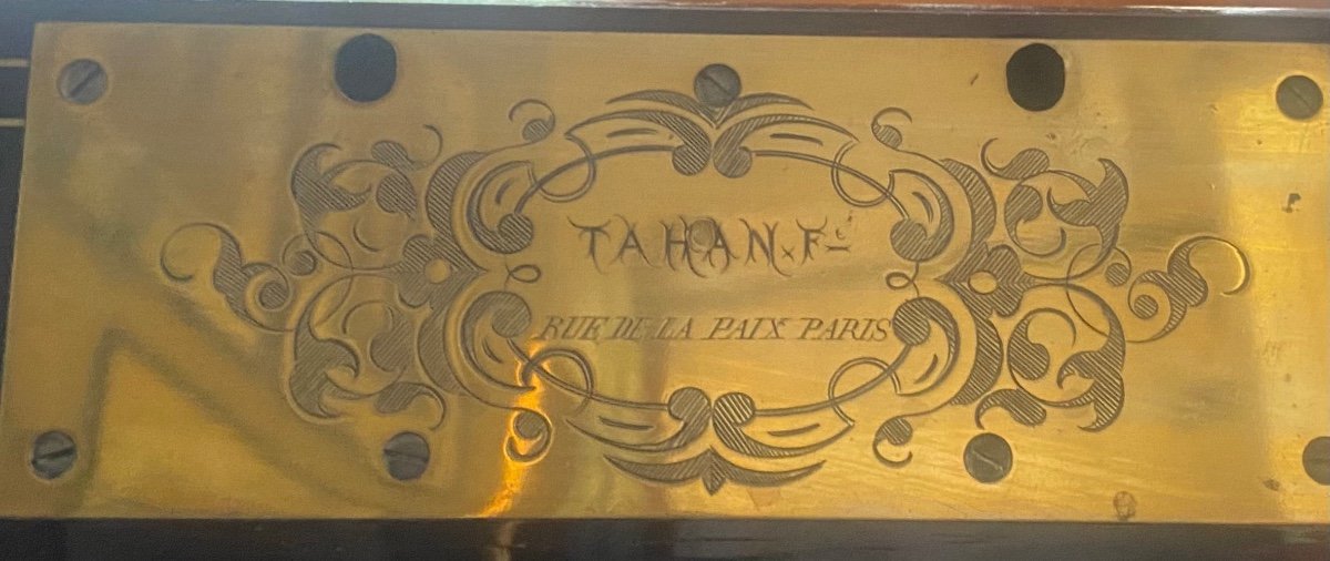 Beautiful Writing Desk From Maison Tahan-photo-3