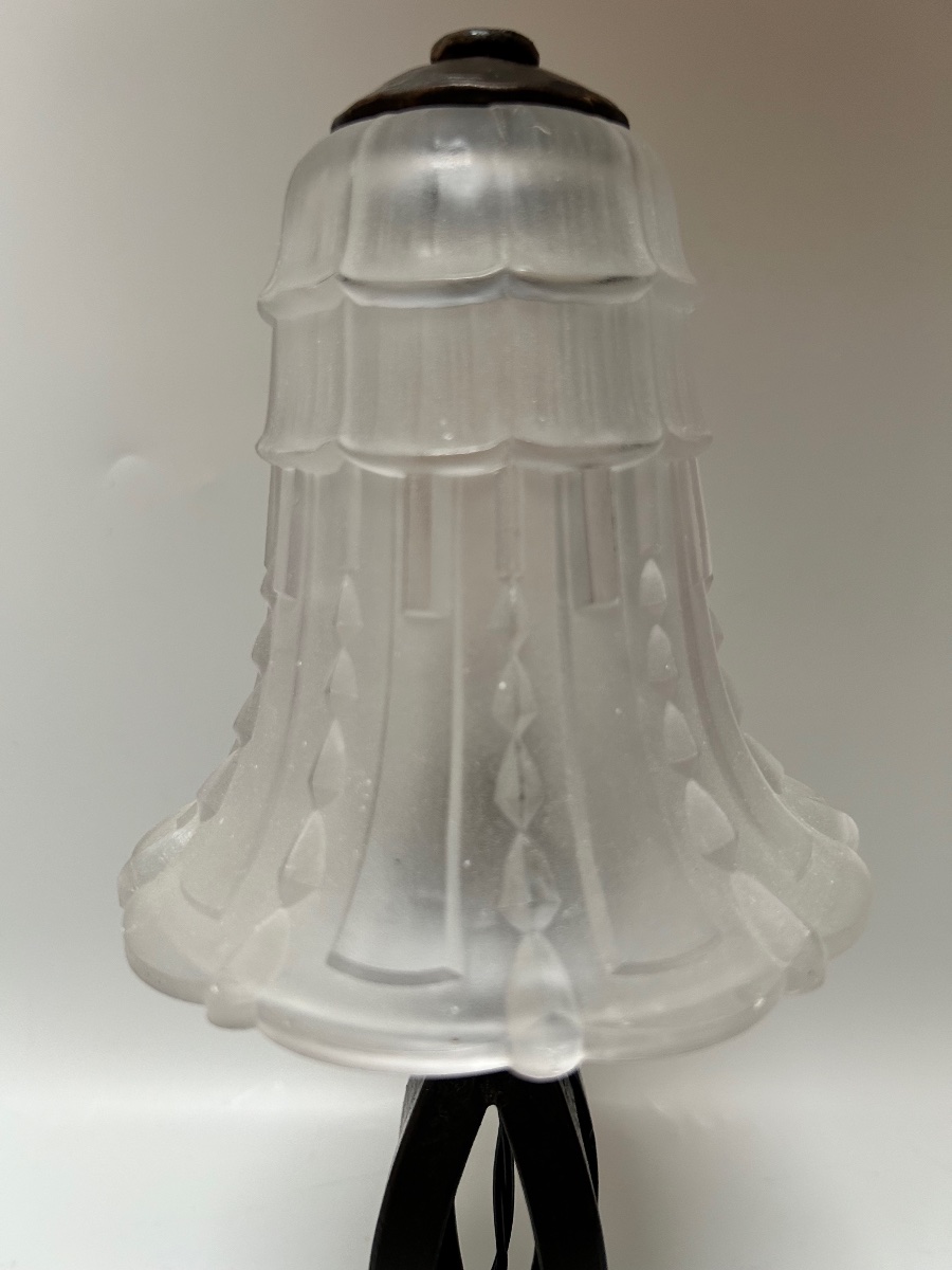 Art Deco Lamp -photo-1