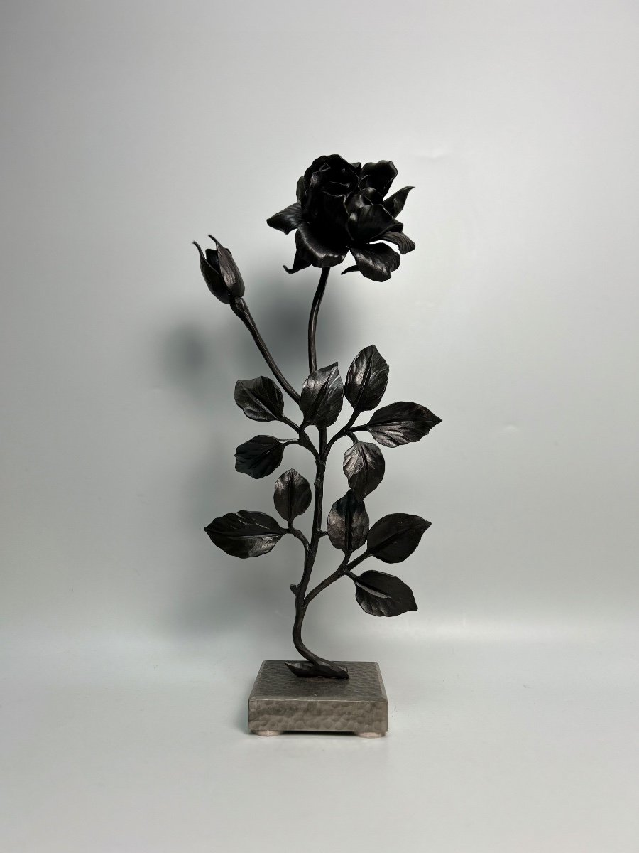 Sculpture,presse Papier Art Déco En Fer Forgé (la Rose )