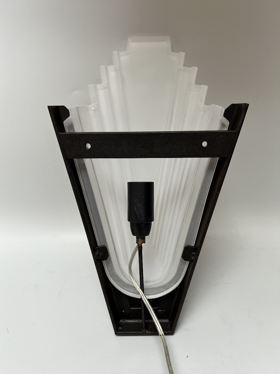 Pair Of Art Deco Wall Lights In The Style Of Sabino -photo-2