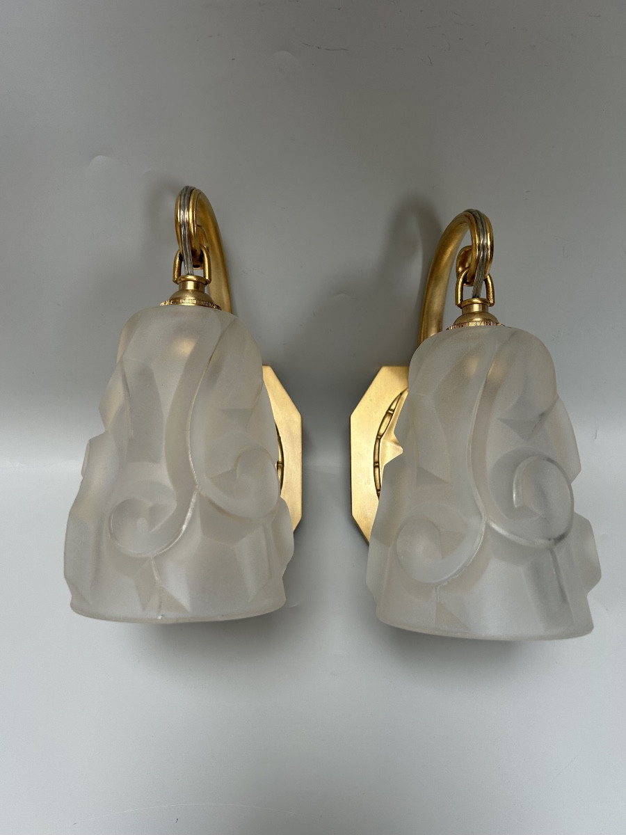Pair Of Art Deco Sconces By Degué-photo-7