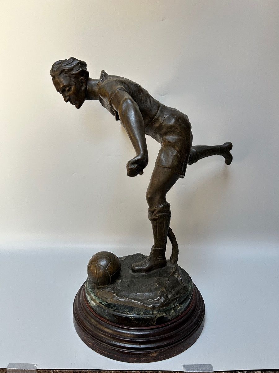 Sculpture Art Déco joueur de Foot-photo-4