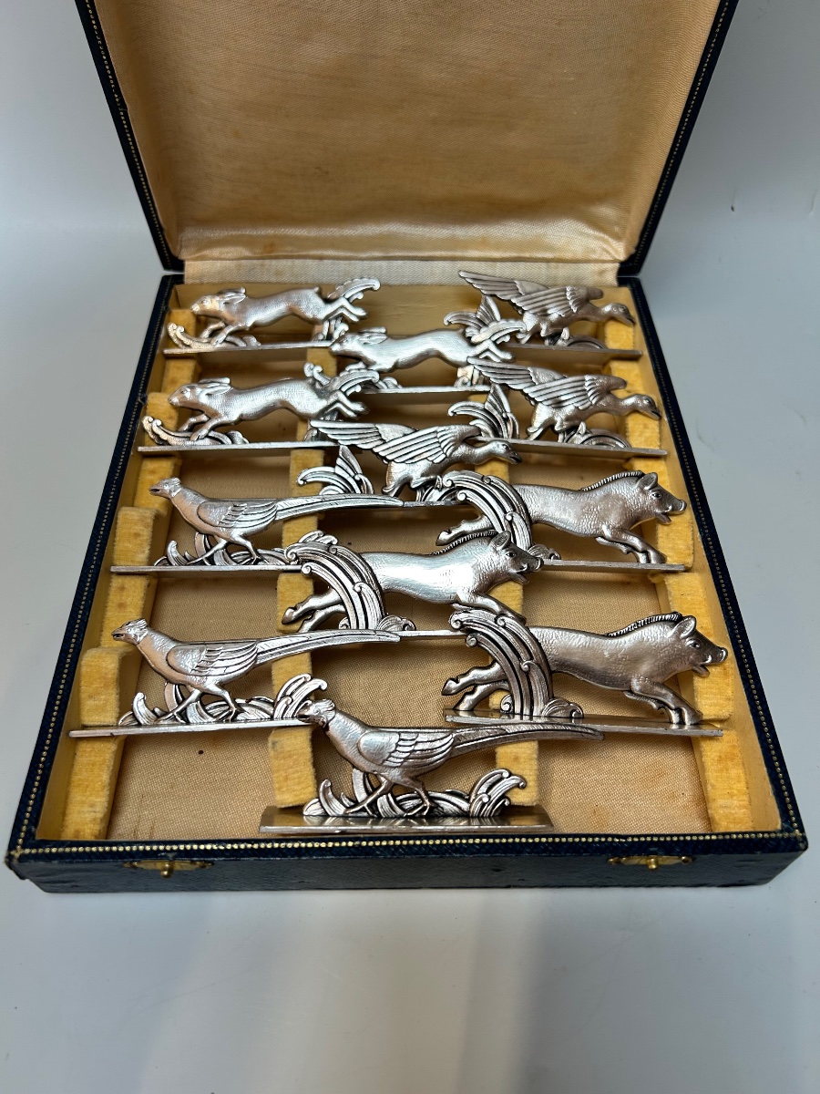 12 Art Deco Knife Holders In Silver-plated Metal
