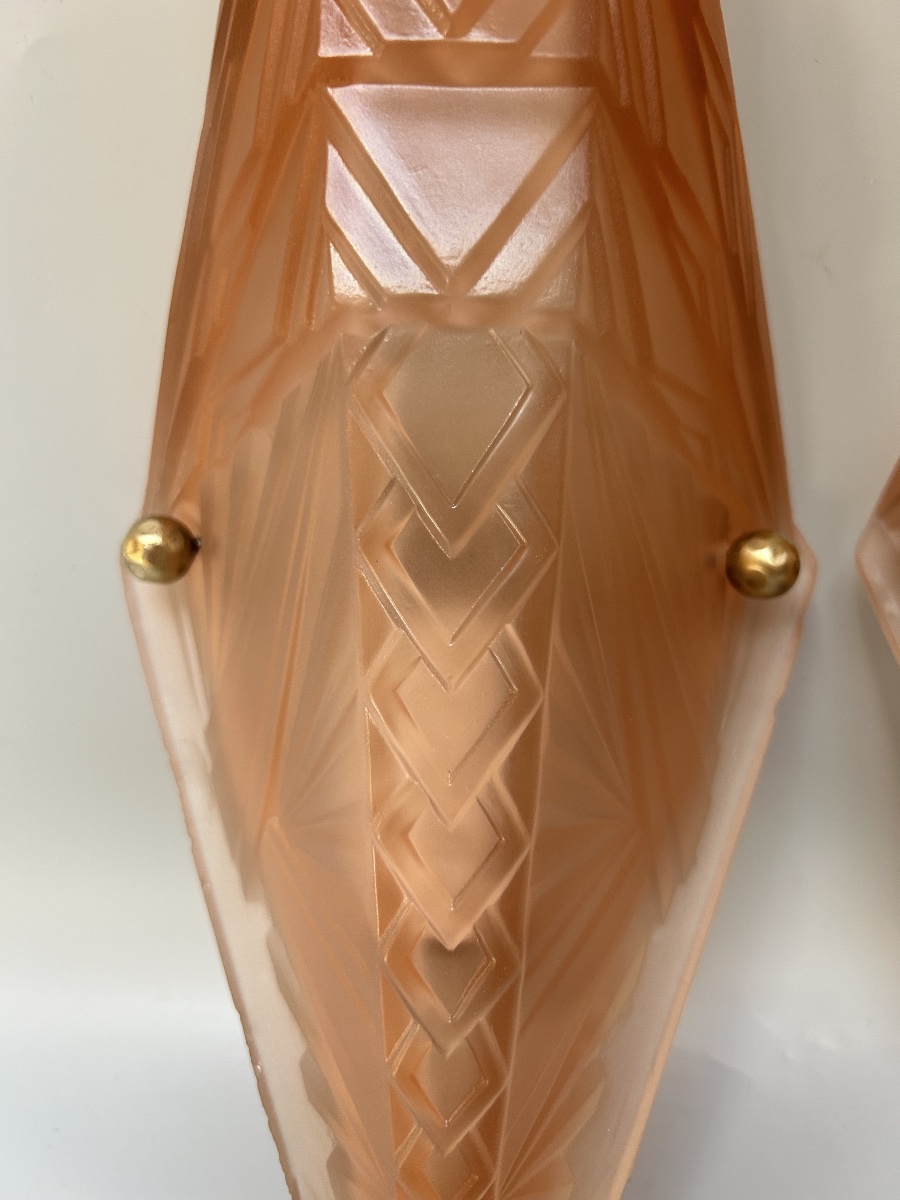 Pair Of Art Deco Wall Sconces -photo-3