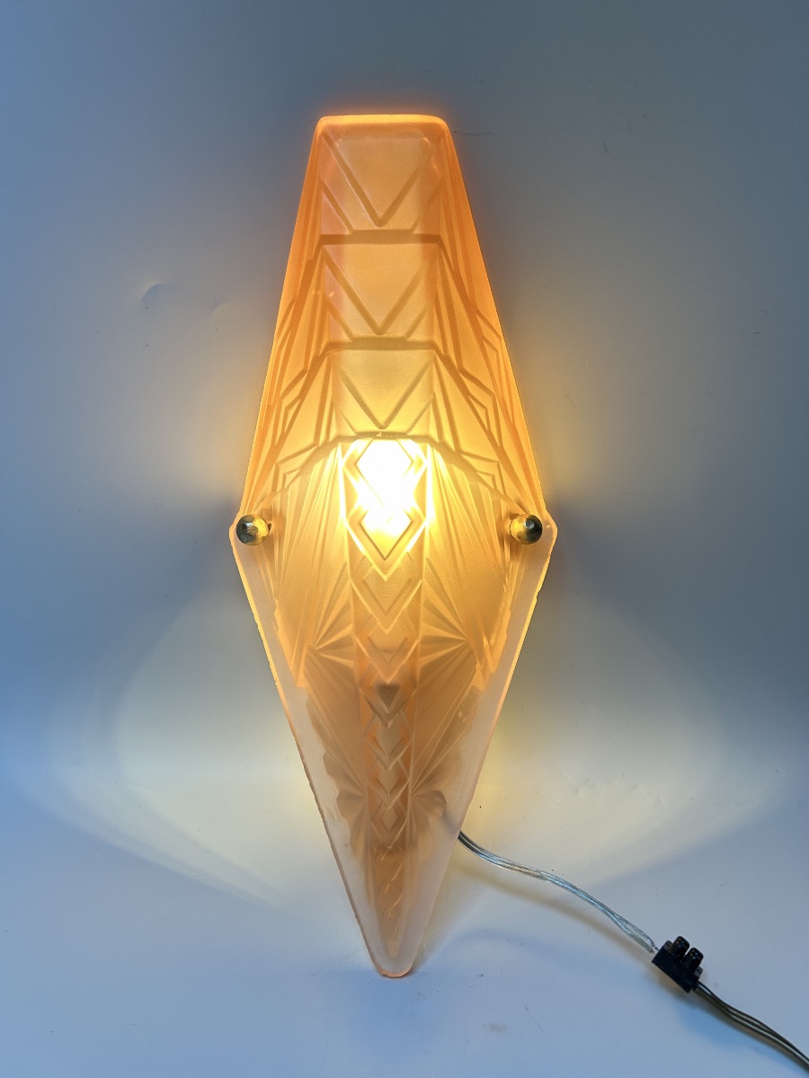 Pair Of Art Deco Wall Sconces -photo-4
