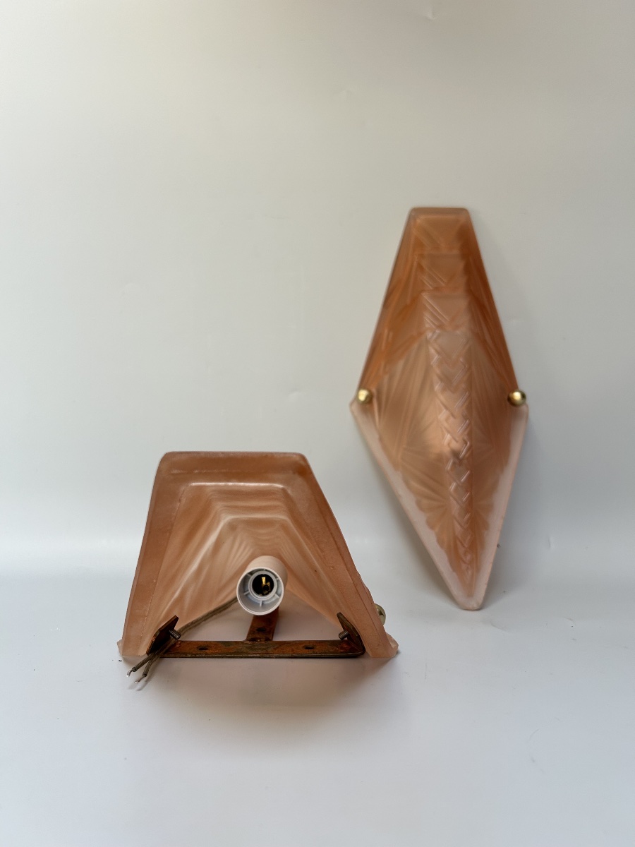 Pair Of Art Deco Wall Sconces -photo-3
