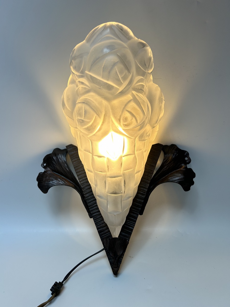Pair Of Art Deco Wall Sconces Signed By Degué -photo-4