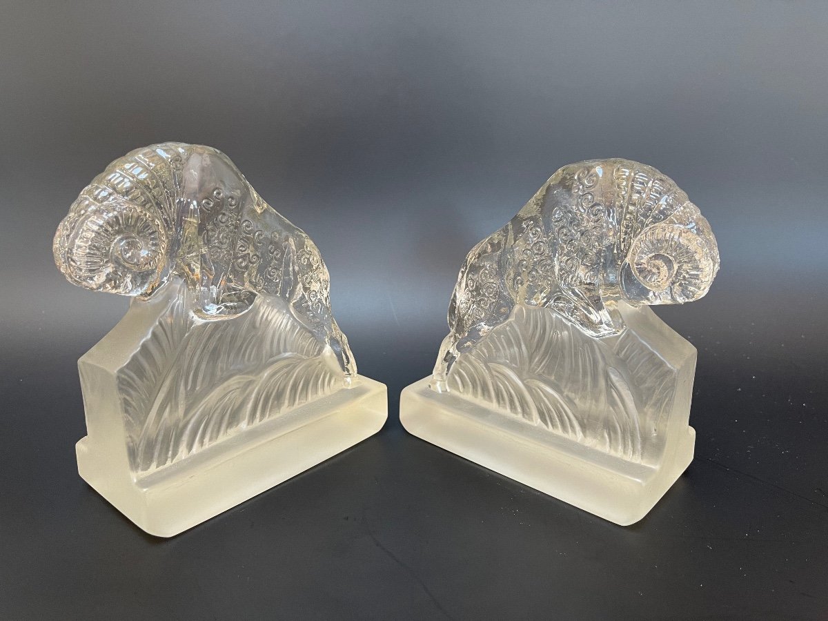 Pair Of Molded Glass Aries Bookends-photo-3
