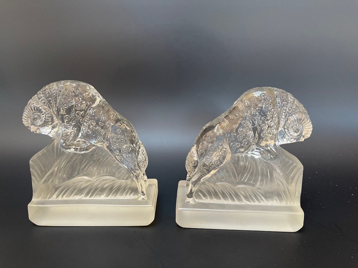 Pair Of Molded Glass Aries Bookends-photo-4