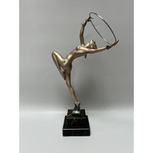 Sculpture art déco en bronze signée DAKON
