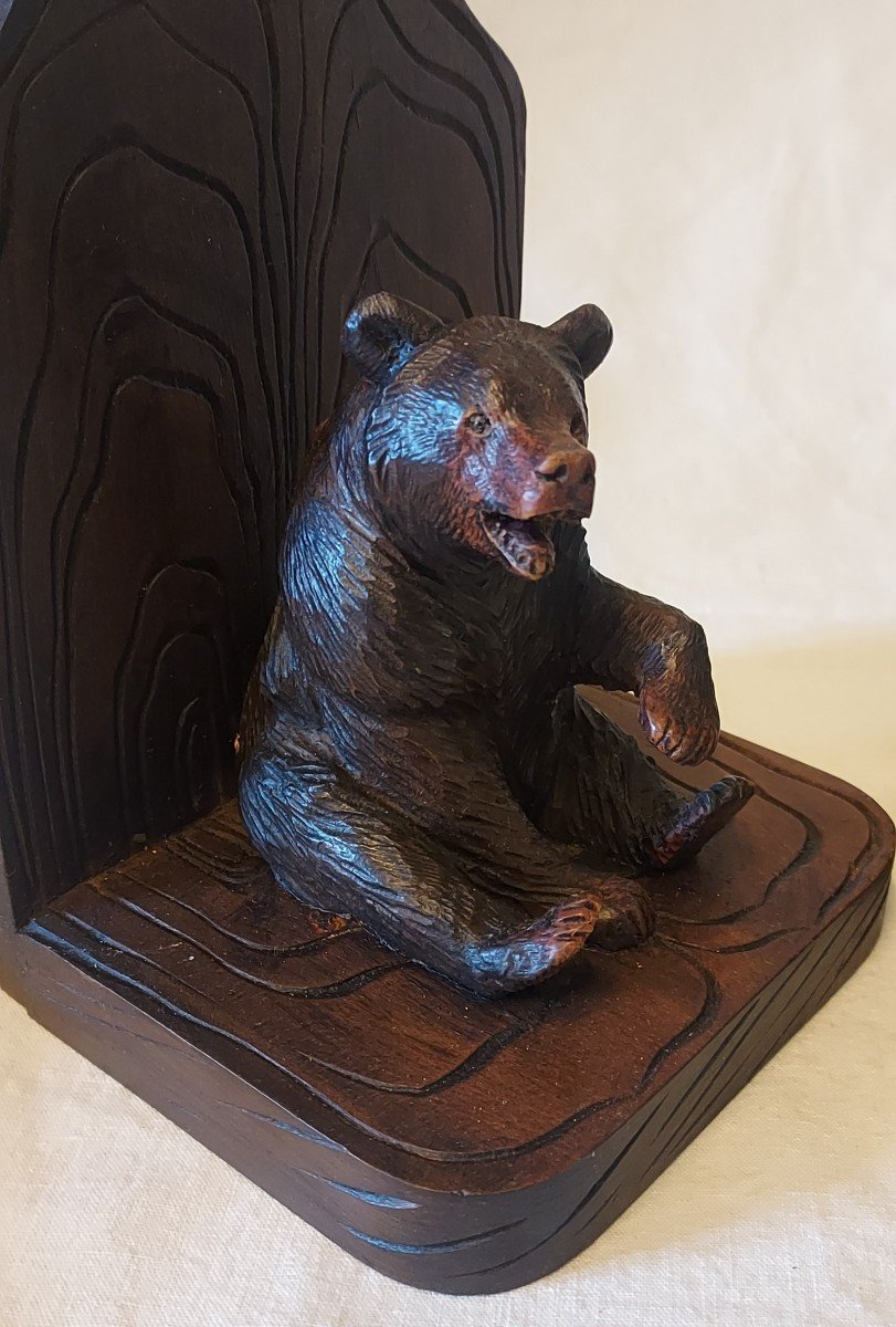 Black Forest Bear Bookend-photo-1