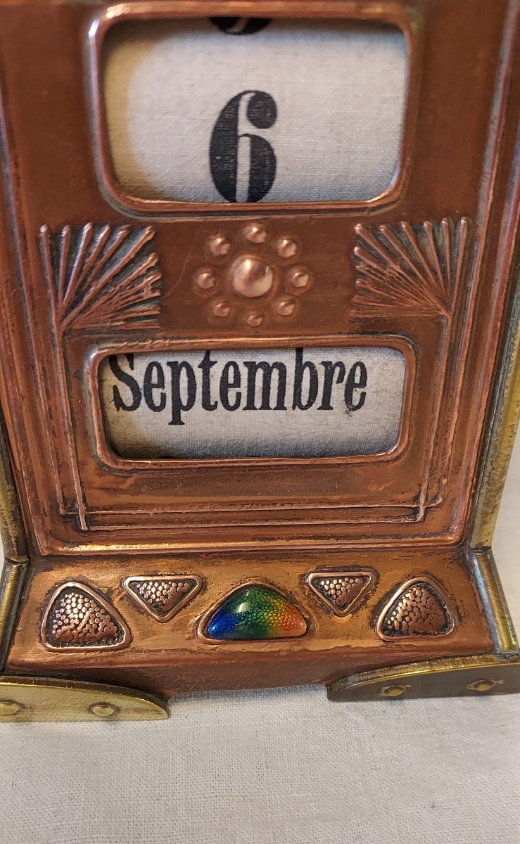 Jugendstil Perpetual Calendar In Copper, Brass And Enamel Early 20th Century -photo-2