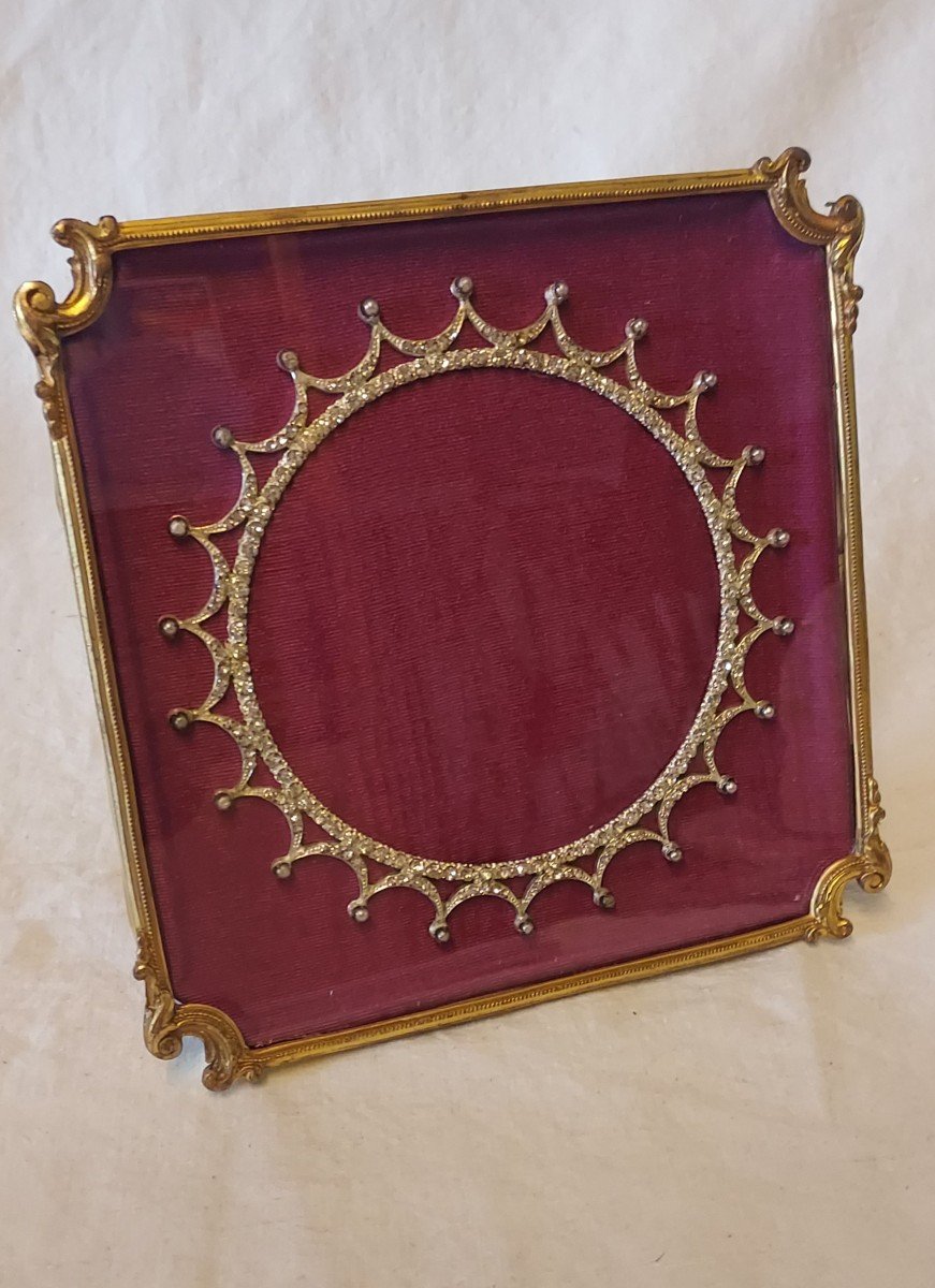 Square Frame With Surprising Starry Passepartout In Rhinestones And Pearls Early 20th Century 