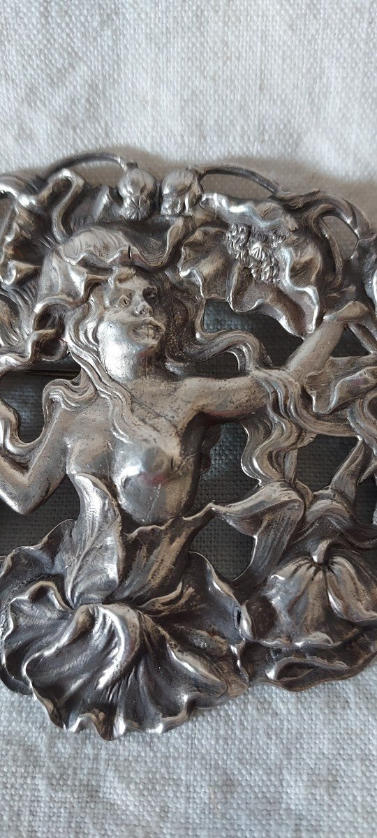 Art Nouveau Brooch In Silver-photo-2