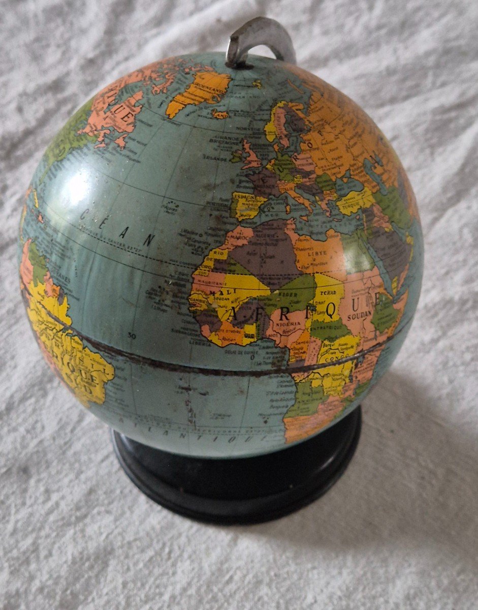Small School Globe In Lithographed Sheet Metal From The 50s-60s -photo-5