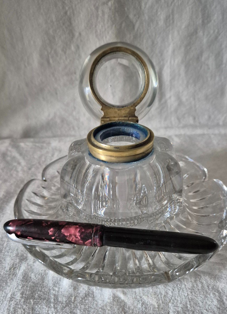 Encrier Cristal Clair Taillé  De Baccarat Rond à Rebord Remonté Forme Chantournée -photo-4